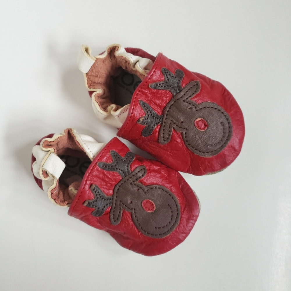 3/$20 Joe Fresh leather Christmas reindeer baby moccasin soft sole shoes 0-6M